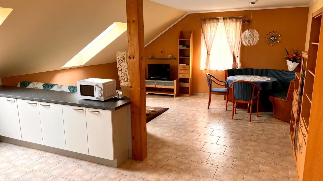 Ferienwohnung Brenner บรุคอันเดอร์มัวร์ ภายนอก รูปภาพ
