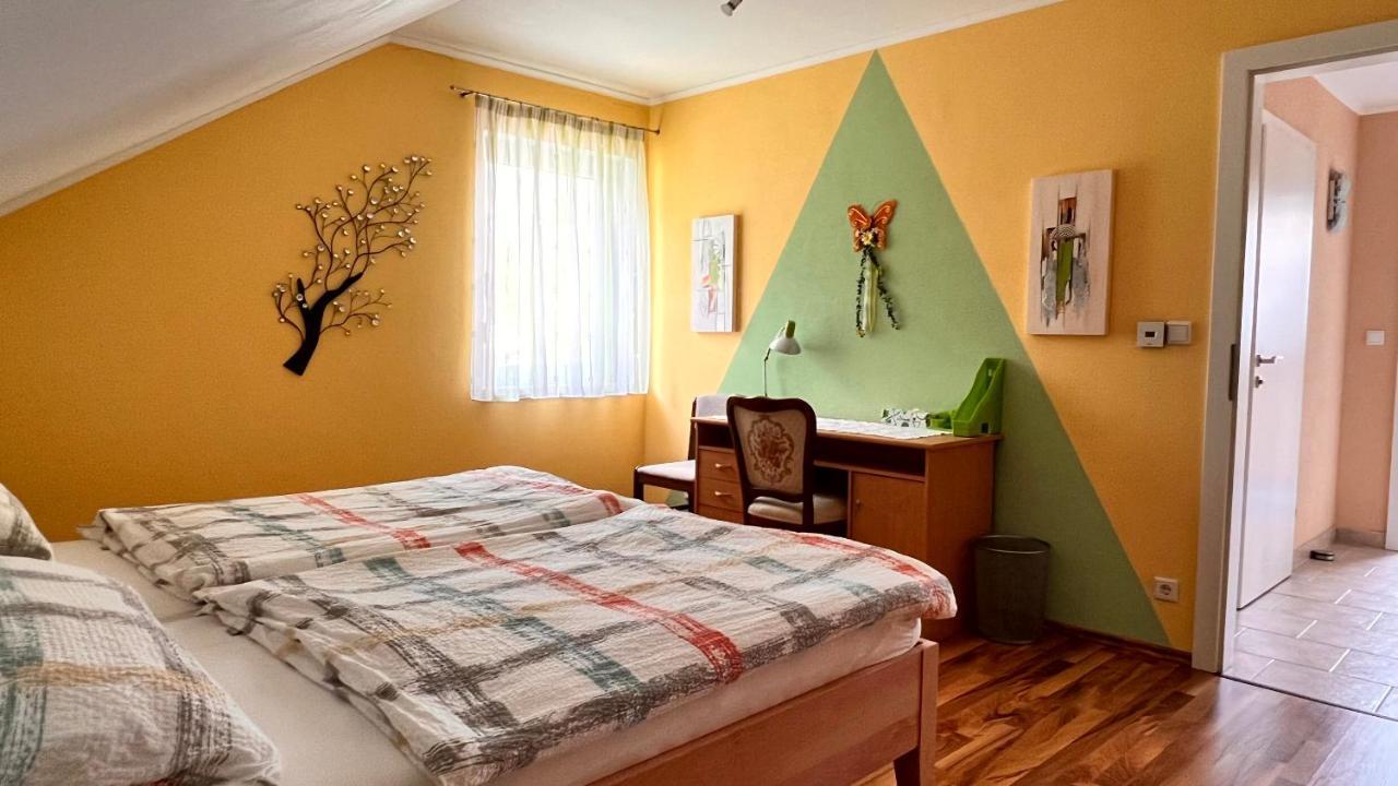 Ferienwohnung Brenner บรุคอันเดอร์มัวร์ ภายนอก รูปภาพ
